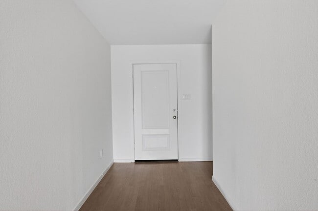 Building Photo - 26719 Prairie Smoke Ln