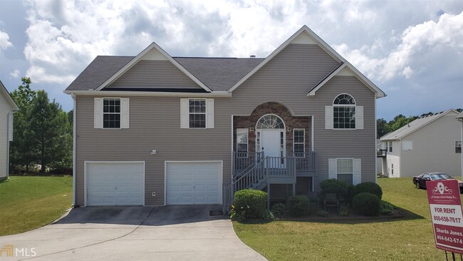 Building Photo - 7236 Cedar Forest Dr