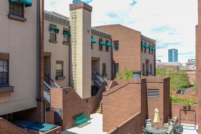 Foto del edificio - 1512 Larimer St