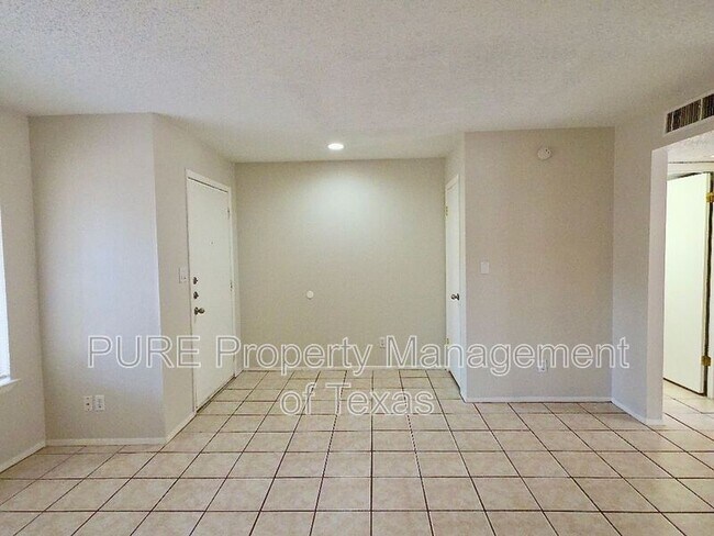 Foto del edificio - 9611 Covey Ridge Ln