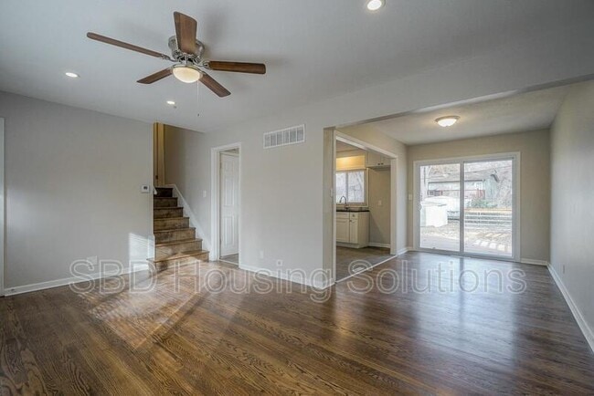 Building Photo - 9404 E 80 Terrace