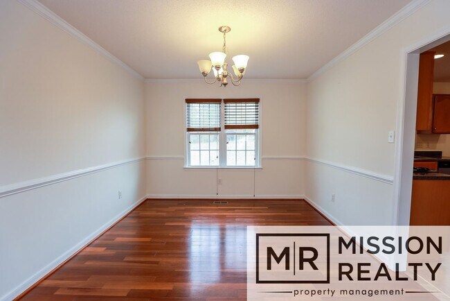 Building Photo - -- ACT FAST!  4 BED 2.5 BATH HOME IN LOVEL...