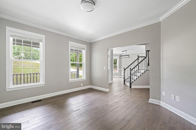 Building Photo - 1525 Walters Ln