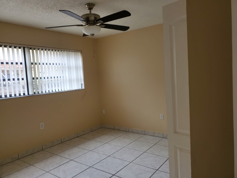 Photo - 43 W 43rd St (Hialeah, FL)