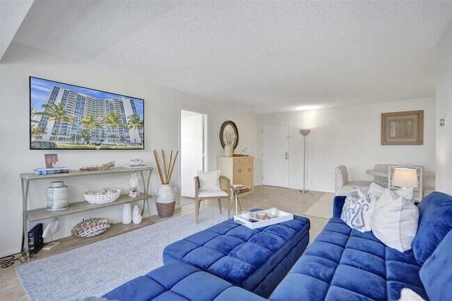 Foto del edificio - 2841 N Ocean Blvd
