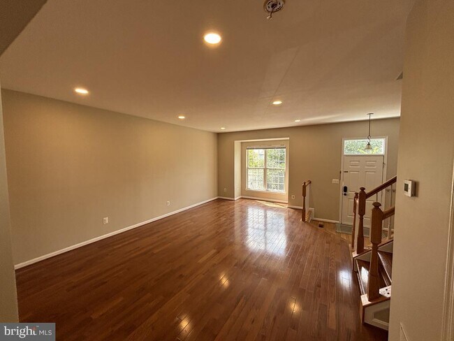 Building Photo - 14773 Truitt Farm Dr