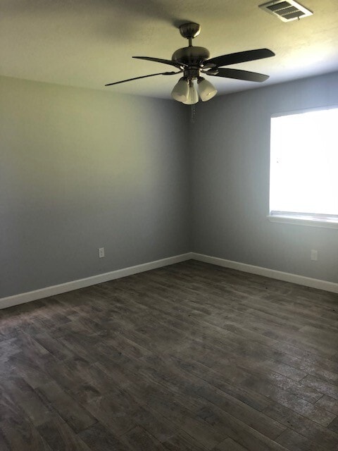 Building Photo - Gorgeous all renovated Home in Sour Lake, TX!