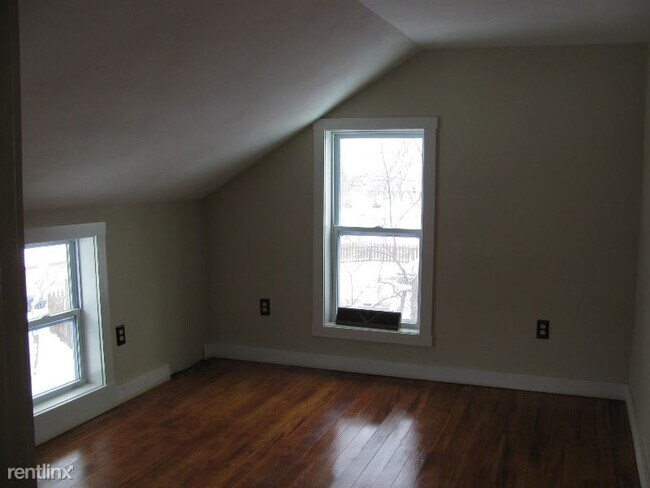 Building Photo - 4 br, 1 bath House - 5315 Hoboken Rd