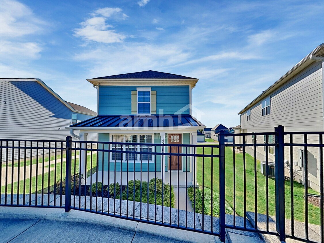 Foto principal - 5516 Central Grove Sq