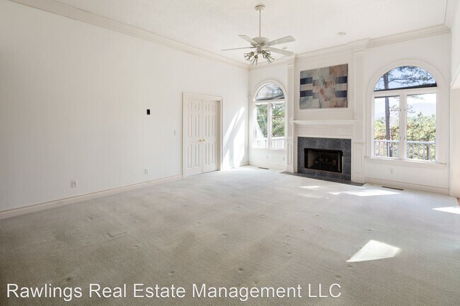 Building Photo - 4 br, 3.5 bath House - 92 Hillcrest Drive
