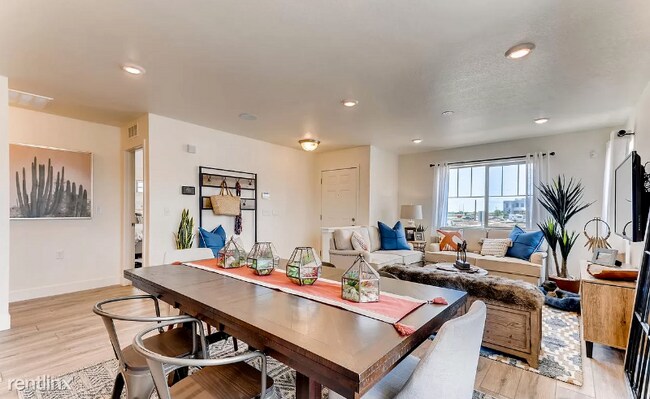 Building Photo - 2 br, 2 bath House - 1130 Hummingbird Circle