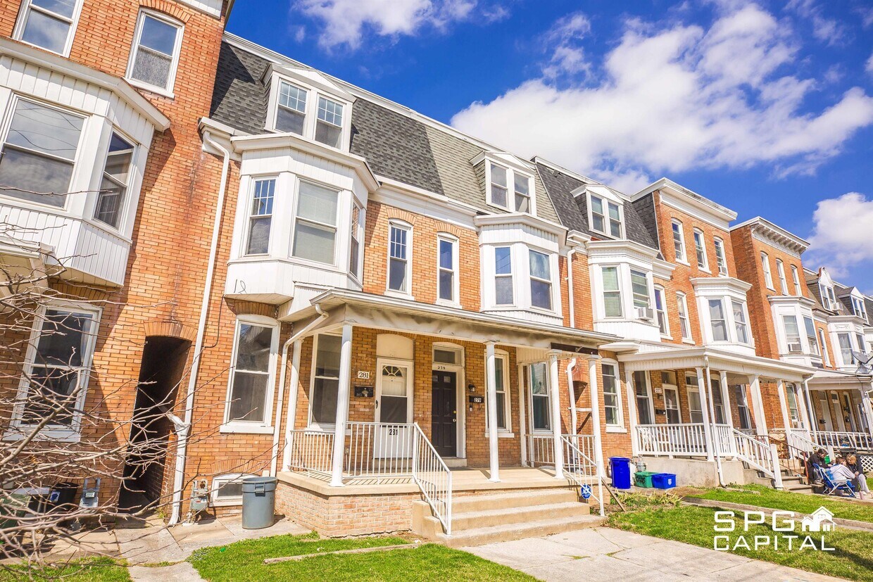 Primary Photo - 281 W Jackson St