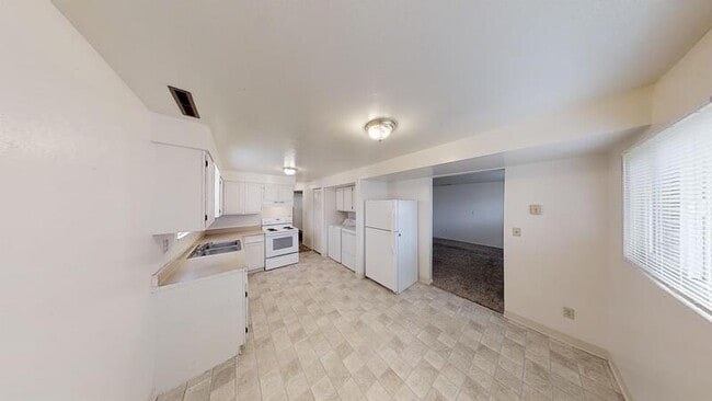 Building Photo - 1412 Tappan Cir