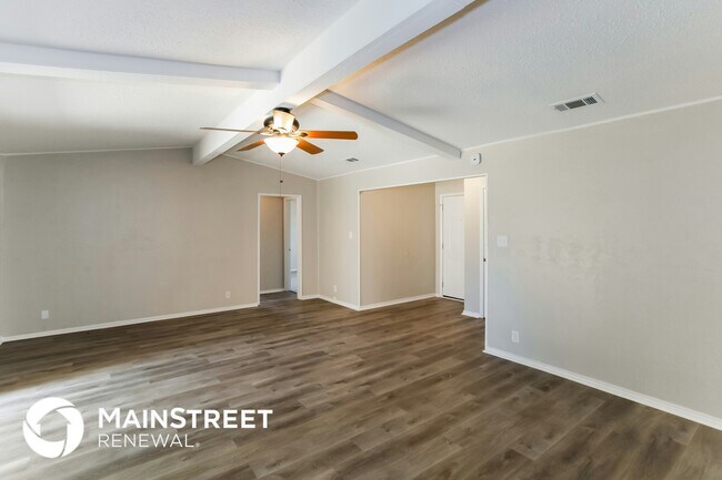 Building Photo - 1813 El Paso St