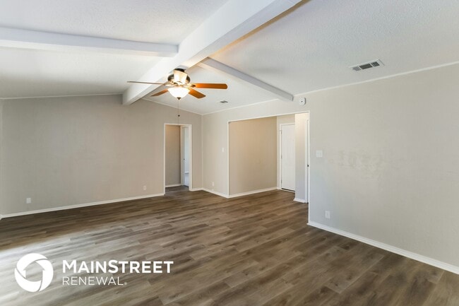 Foto del edificio - 1813 El Paso St