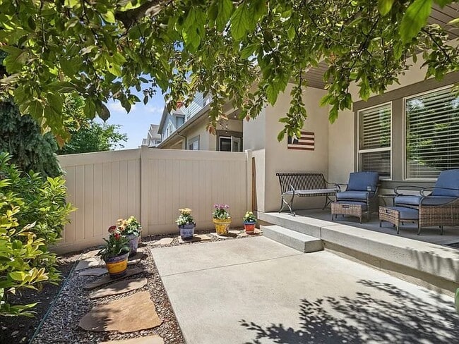 Photo - 833 Cannara Way Townhome