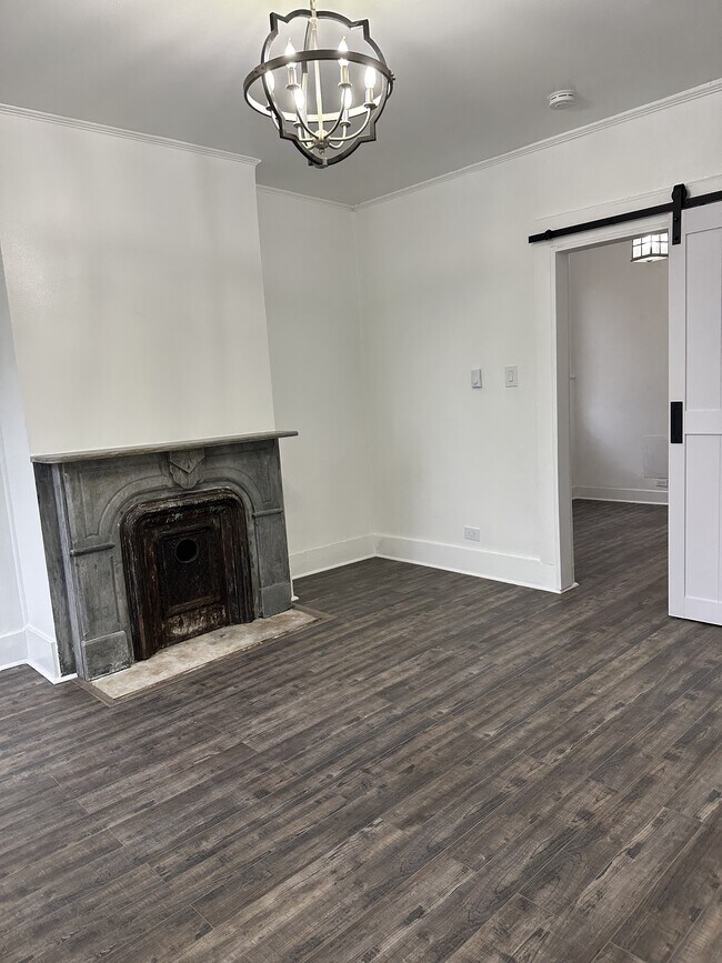 Building Photo - 287 Communipaw Ave