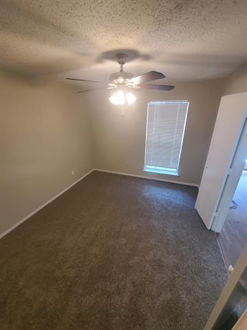 Building Photo - 18333 Roehampton Dr