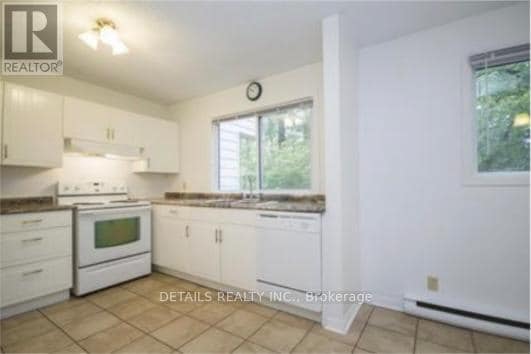 Building Photo - 862 Grenon Ave