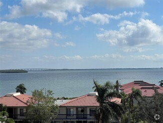 Building Photo - 6219 Palma Del Mar Blvd S