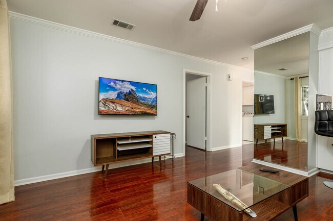 Building Photo - 2221 Wentwood Valley Dr