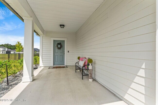 Building Photo - 535 Silver Landing Dr