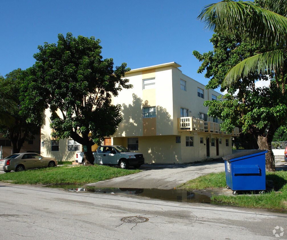 Building Photo - Haynesworth Village