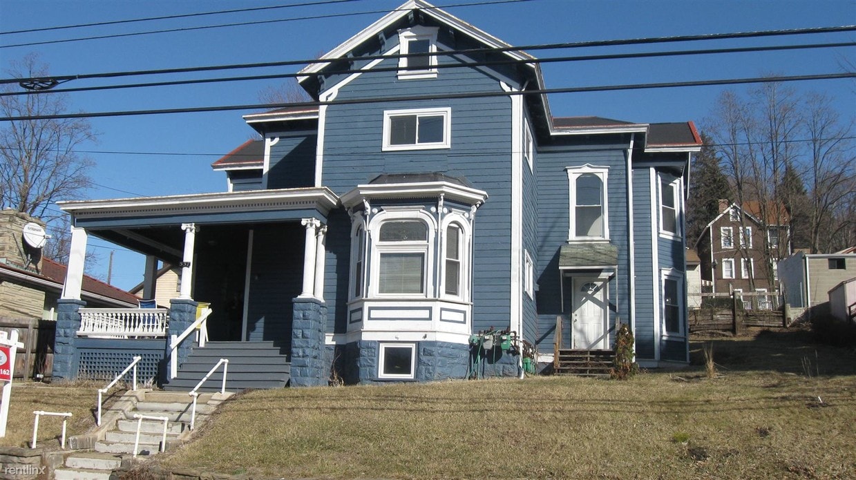 537 Washington Ave Unit Apt 5, Carnegie, PA 15106 Room for Rent in