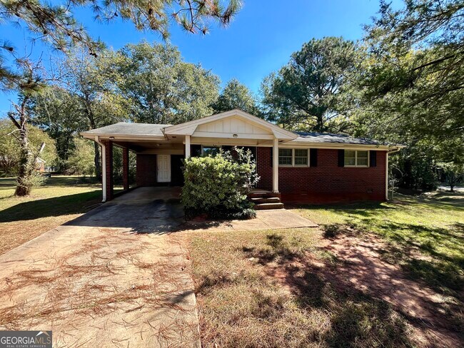 Building Photo - 253 Marco Dr