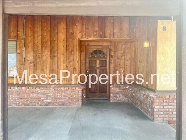 Building Photo - 10174 Timberlane Ave