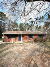 Building Photo - 1097 Live Oak Dr