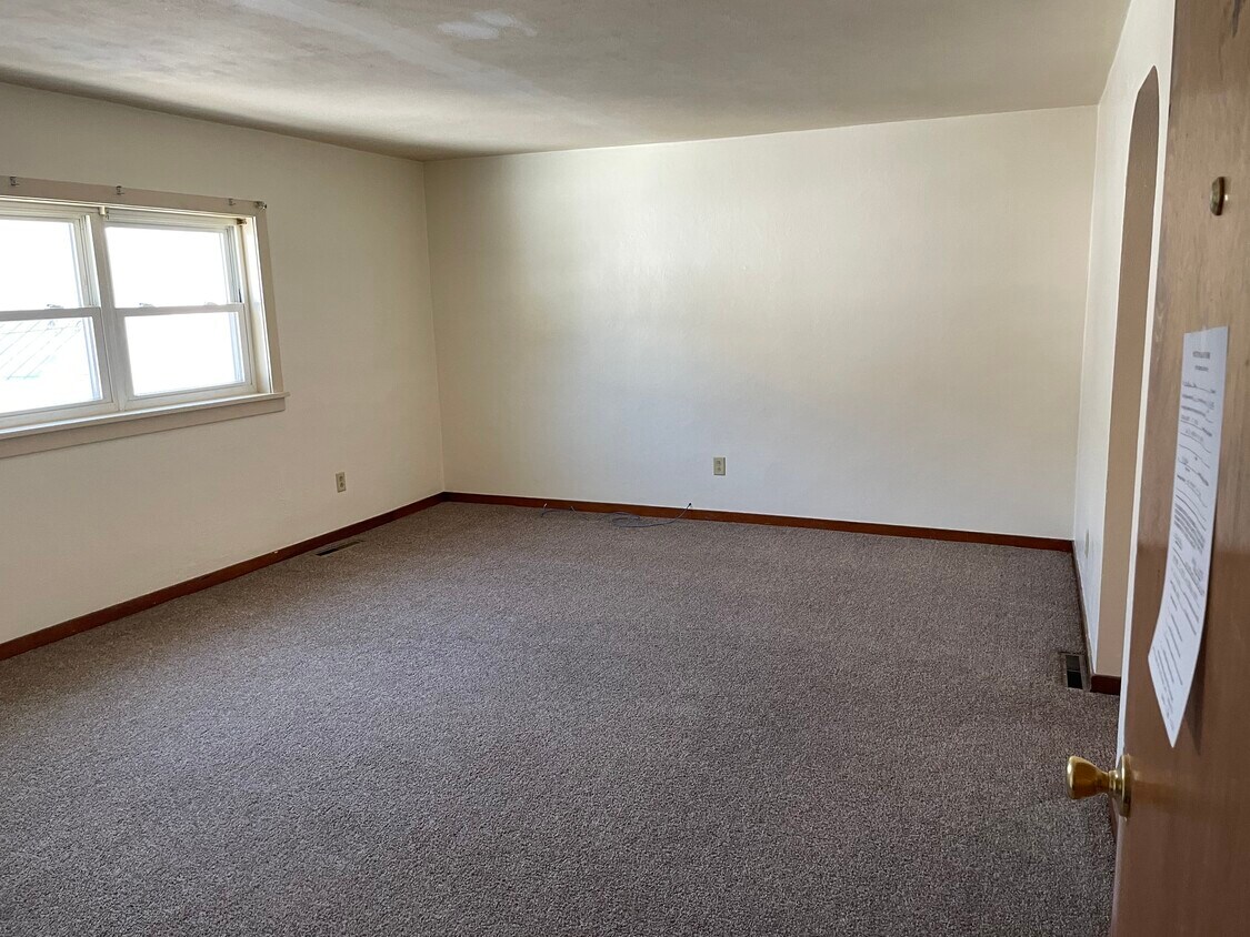 310 Harrison St Unit 1, Piqua, OH 45356 Apartments in Piqua, OH