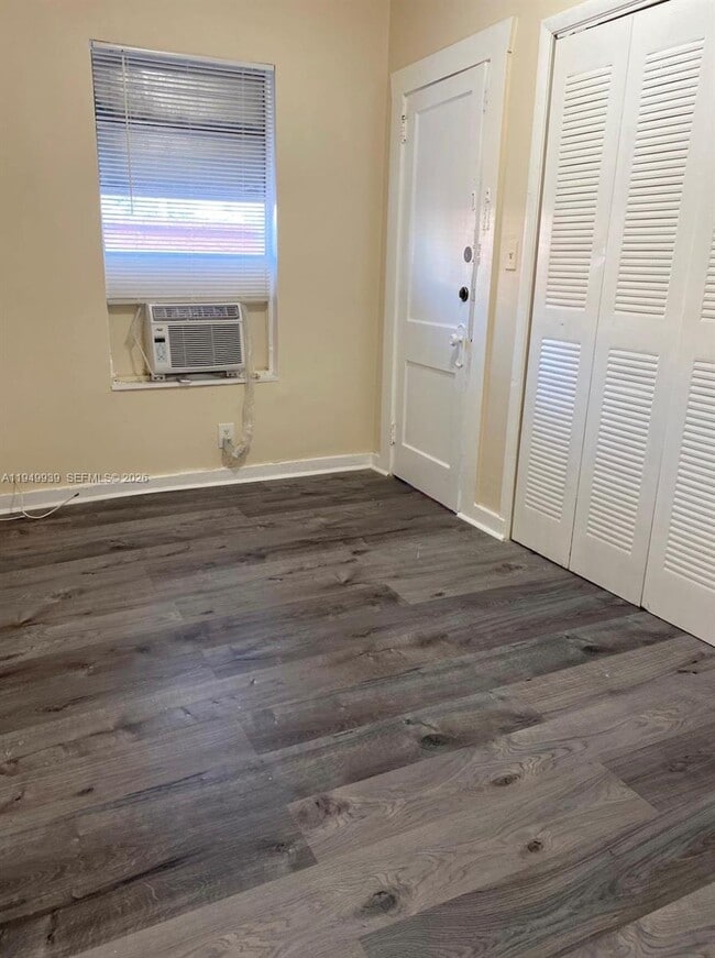 Foto del edificio - 1011 SW 5th St