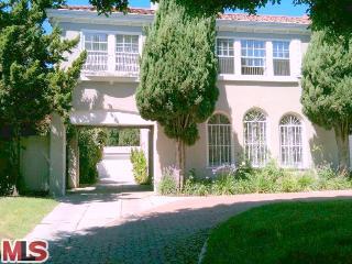 Primary Photo - 611 Beachwood Dr