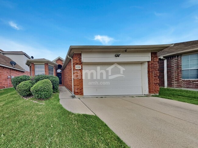Building Photo - 9725 Minton Dr