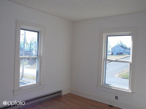 Foto del edificio - 1008 N Boone St