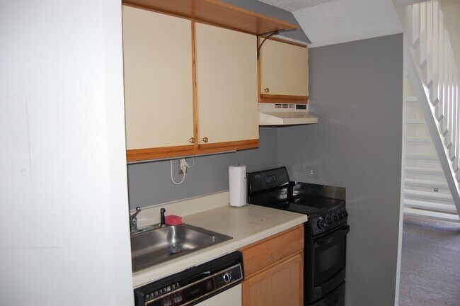 Foto del edificio - 1100 Possum Trot Rd