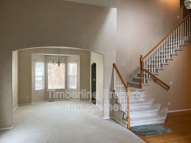 Foto del edificio - 1628 Lily Lake Dr