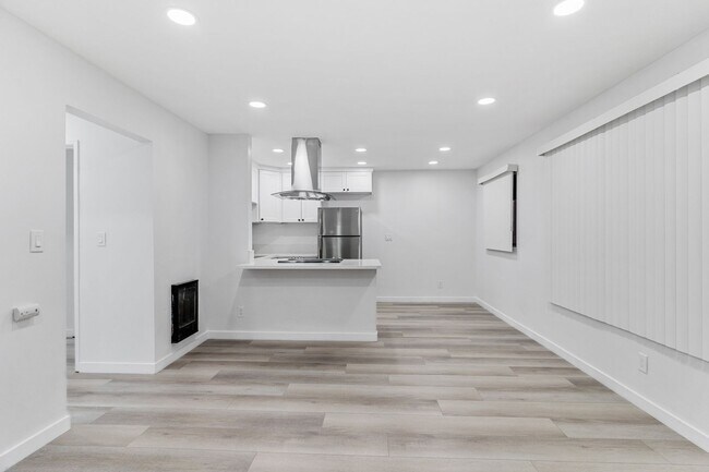 Foto del edificio - 908 Roswell Avenue