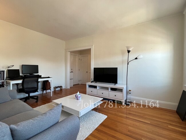 Foto del edificio - 1846 Commonwealth Ave