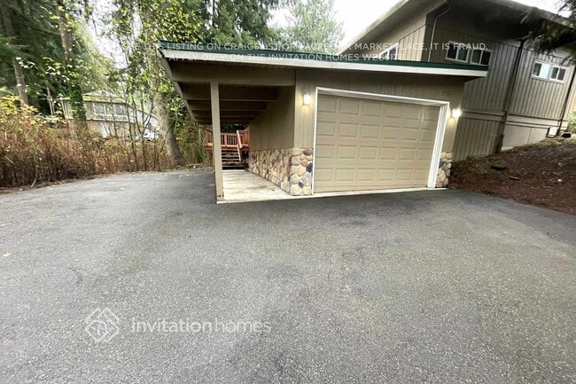 Building Photo - 118 140th St SW