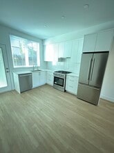 Building Photo - 240 4th St W