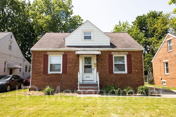 Primary Photo - Welcome home to this beautiful 3BR Home in...
