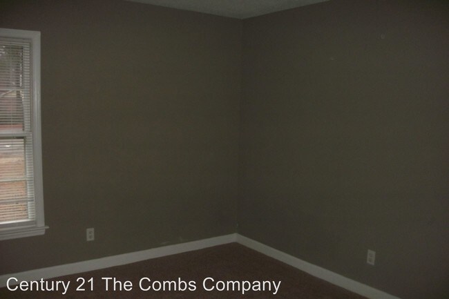 Building Photo - 3 br, 2 bath House - 213 St Catherines Walk