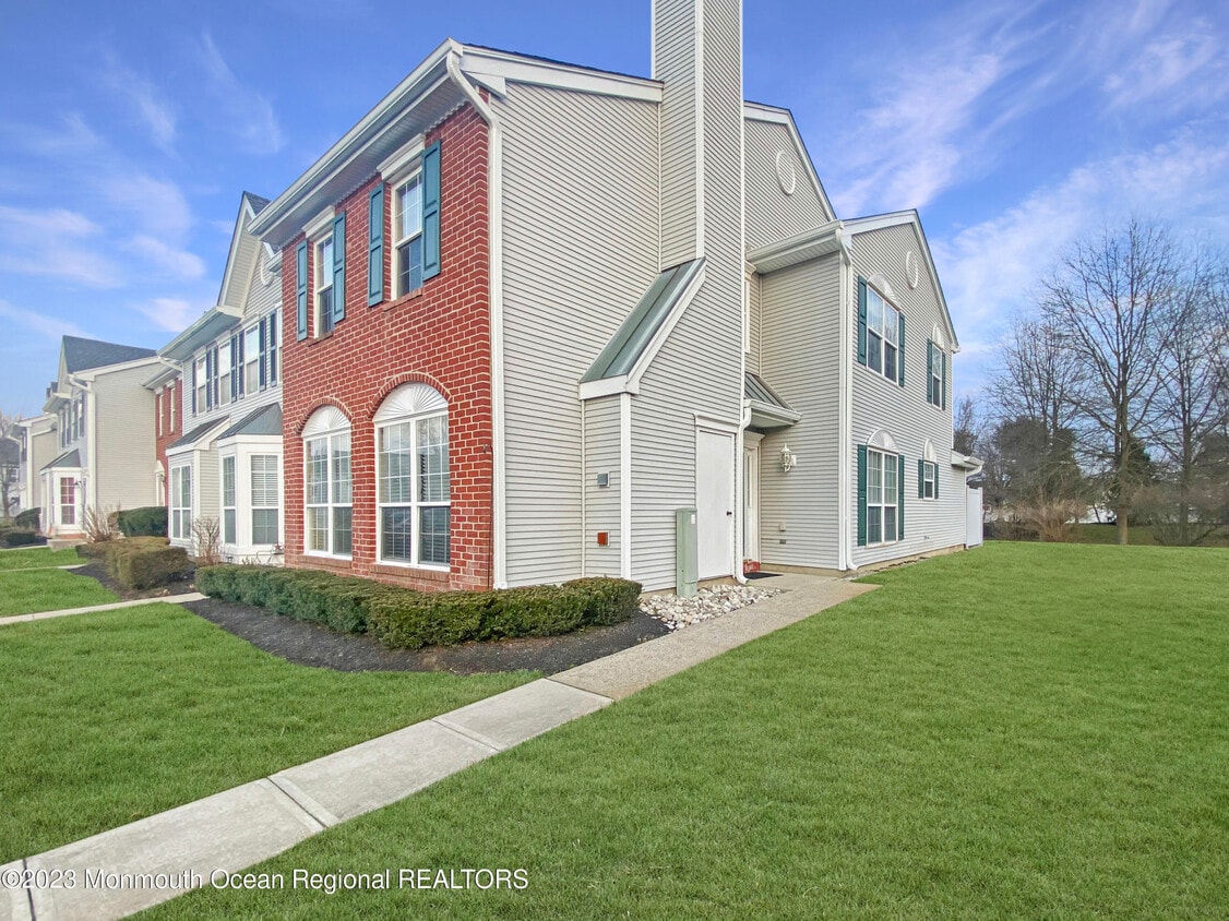 153 Setter Pl, Freehold, NJ 07728 Condo for Rent in Freehold, NJ