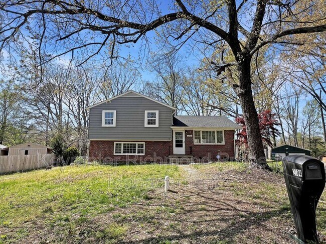 Foto del edificio - 2704 Susten Ct