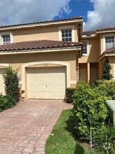 Building Photo - 4189 Crystal Lake Dr