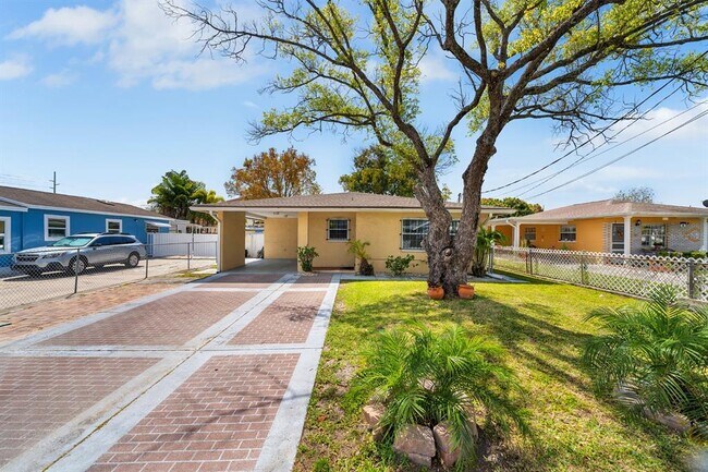 Foto del edificio - 3312 W Braddock St