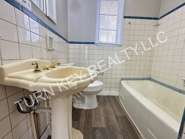 Foto del edificio - Home for rent in Roebuck **ACCEPTS SECTION 8**