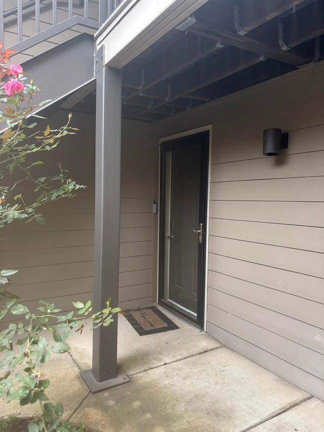 Foto del edificio - 1814 Birch Post Cove